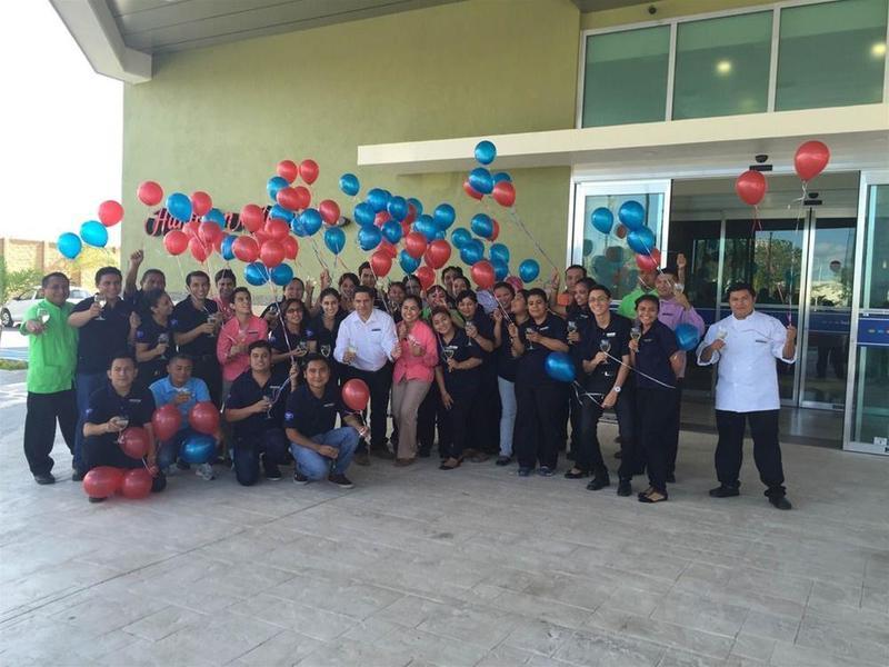 Hampton Inn By Hilton Merida Ngoại thất bức ảnh